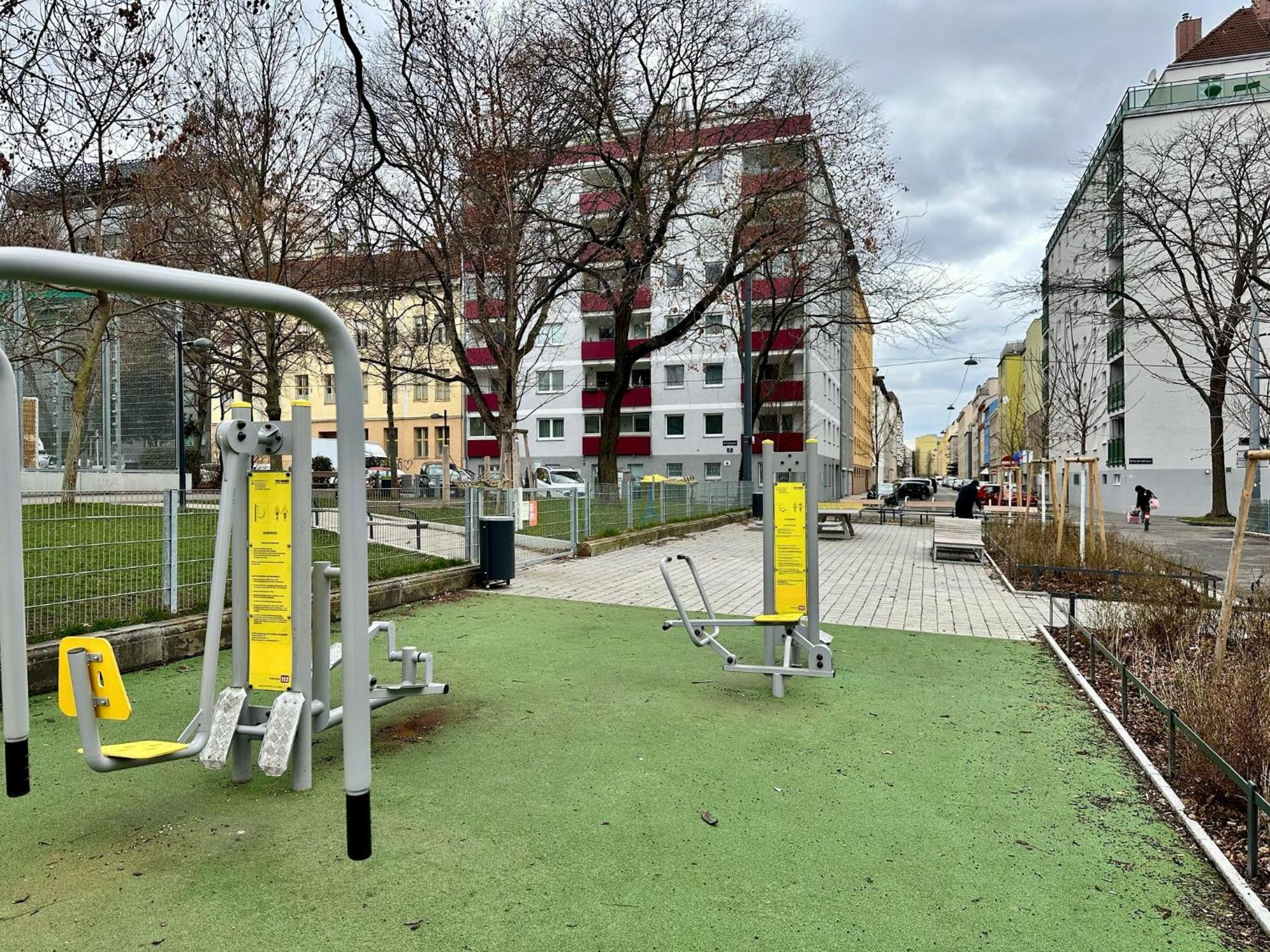 Spacious Central 4-Room Suite For 6 - Near Subway Bécs Kültér fotó