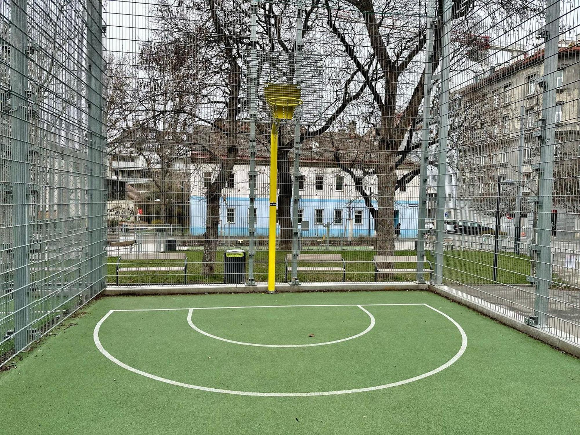 Spacious Central 4-Room Suite For 6 - Near Subway Bécs Kültér fotó