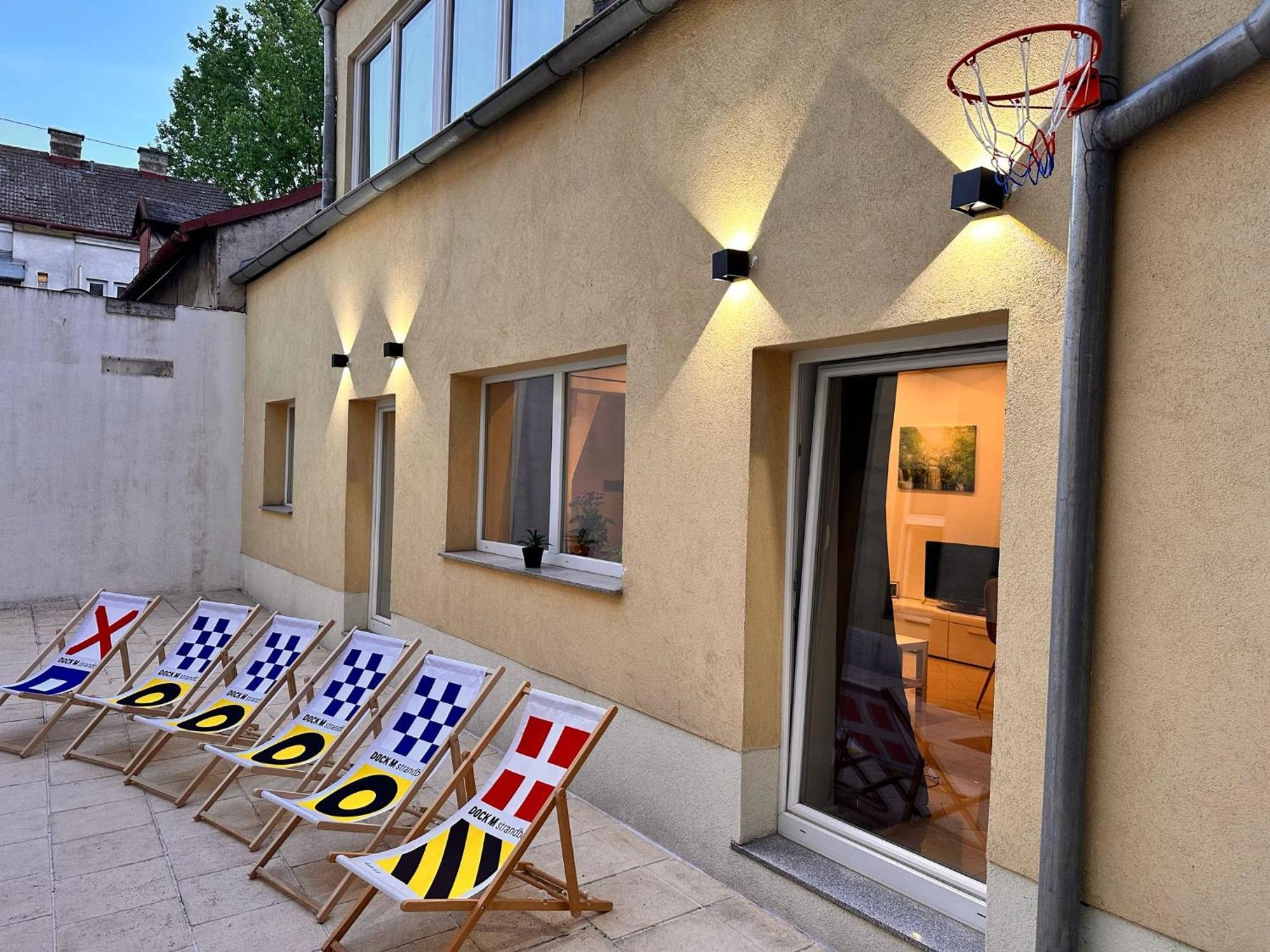 Spacious Central 4-Room Suite For 6 - Near Subway Bécs Kültér fotó